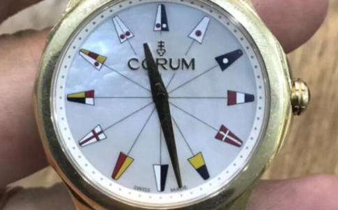 昆侖表盤(pán)劃痕怎么修復(fù)