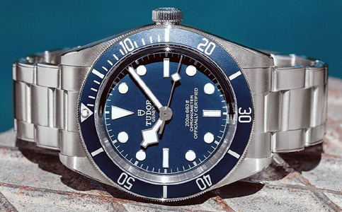 帝舵服務(wù)中心大連（帝舵手表表蒙破裂怎樣解決）